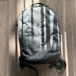 THULE VEA laptop  Backpack  