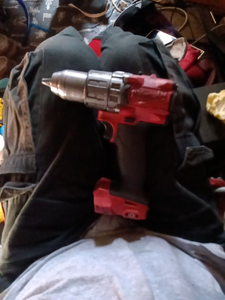 Milwaukee Fuel Drill
