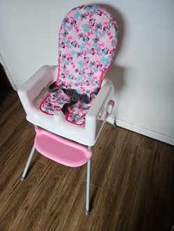Minnie Mouse Highchair