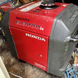 Honda Eu3000i Generator In Very Good Condition Very Quiet