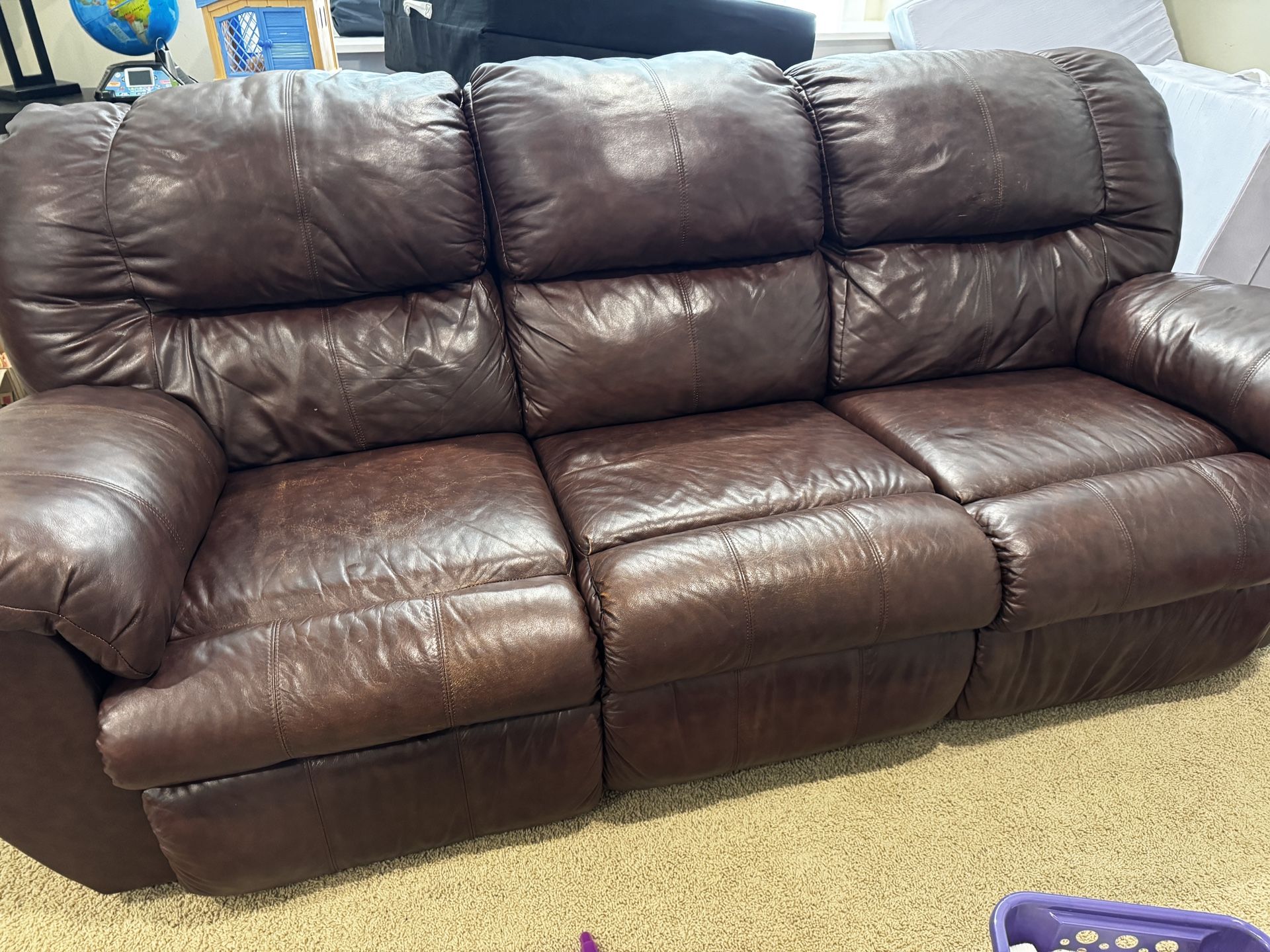 Free Leather sofa with 2 Recliners
