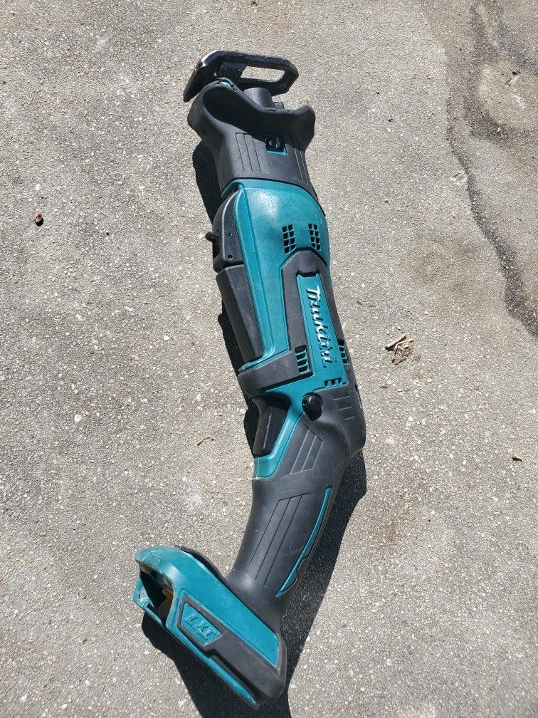 Makita 18v Compact Reciprocating Saw (Sawzall)(TOOL ONLY)