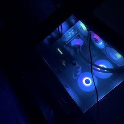 Gaming pc for sell also comes with apex mini and wireless alpha headphones as logitech x2 superlight