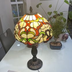 Tiffany Stained Glass Lamp
