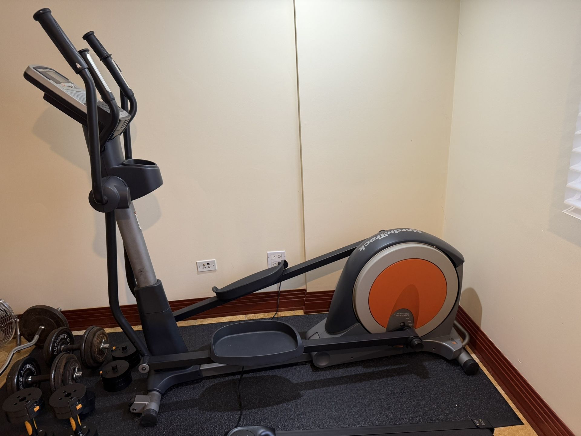 Nordic Track Elliptical 