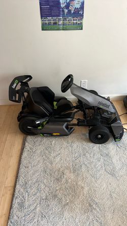 Segway Ninebot GoKart Pro Electric Go-Kart – Excellent Condition – Complete with Charger