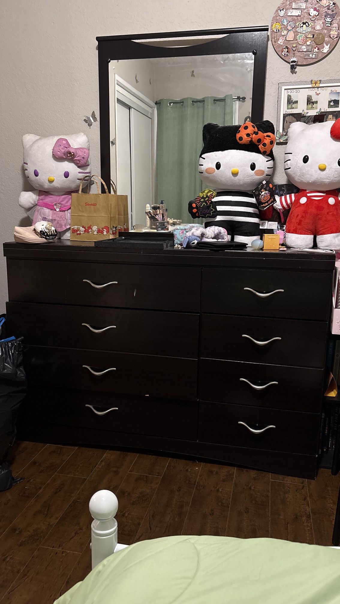 Dresser Mirror Set