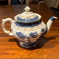 BOOTHS Real Old Willow CHINA Blue TEA POT White  A 8025 England