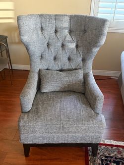 Elegant Gray Tufted Wingback Accent Chair