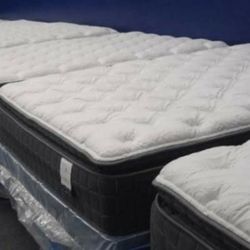 King Mattress And Box Springs