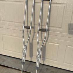 Crutches 