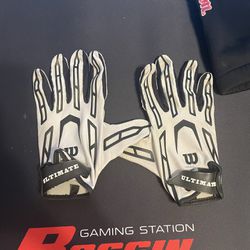 Wilson Football Gloves