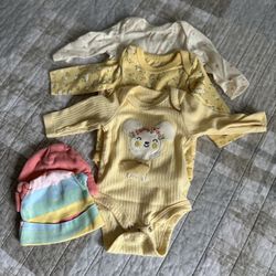 Baby NB clothes and bonet