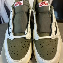 Jordan 1 Travis Scott 