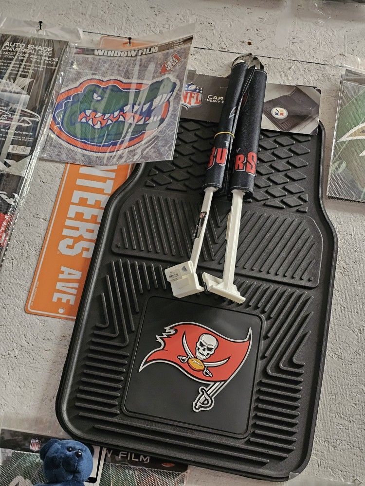 Tampa Bay Buccaneers Heavy-duty Auto Floor Mats 