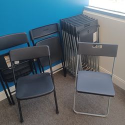 Folding Chairs 12