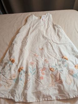 Girls dress
