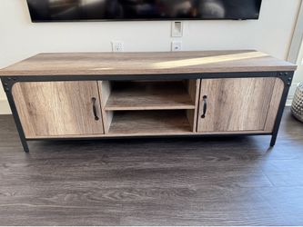 Modern Wooden TV Stand