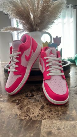 Air Jordan’s 1 Low basketball shoes