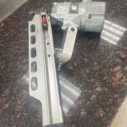 Hitachi Framing Nailer 