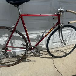 Olmo Competition Road Bike