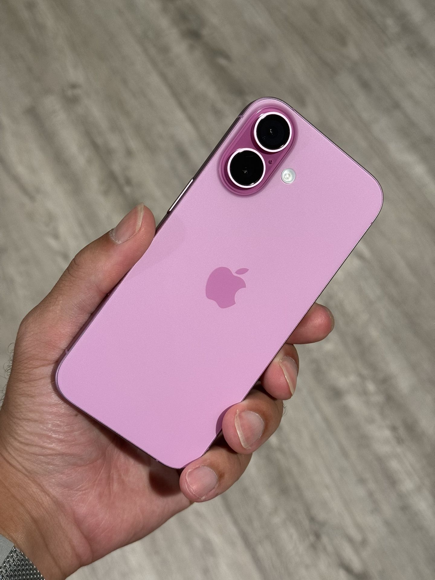 IPhone 16 UNLOCKED 128GB - Pink -
