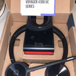 Poly Voyager Heard Set