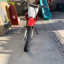 Crf100f