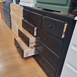 Pinewood Dresser New $429