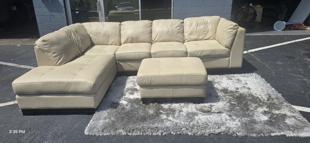 Great Leather Sectional With Ottoman