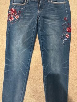 Girlfriend pants embroidered