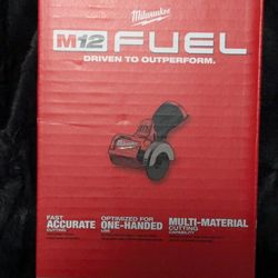 Milwaukee M12 Cut Off Tool 