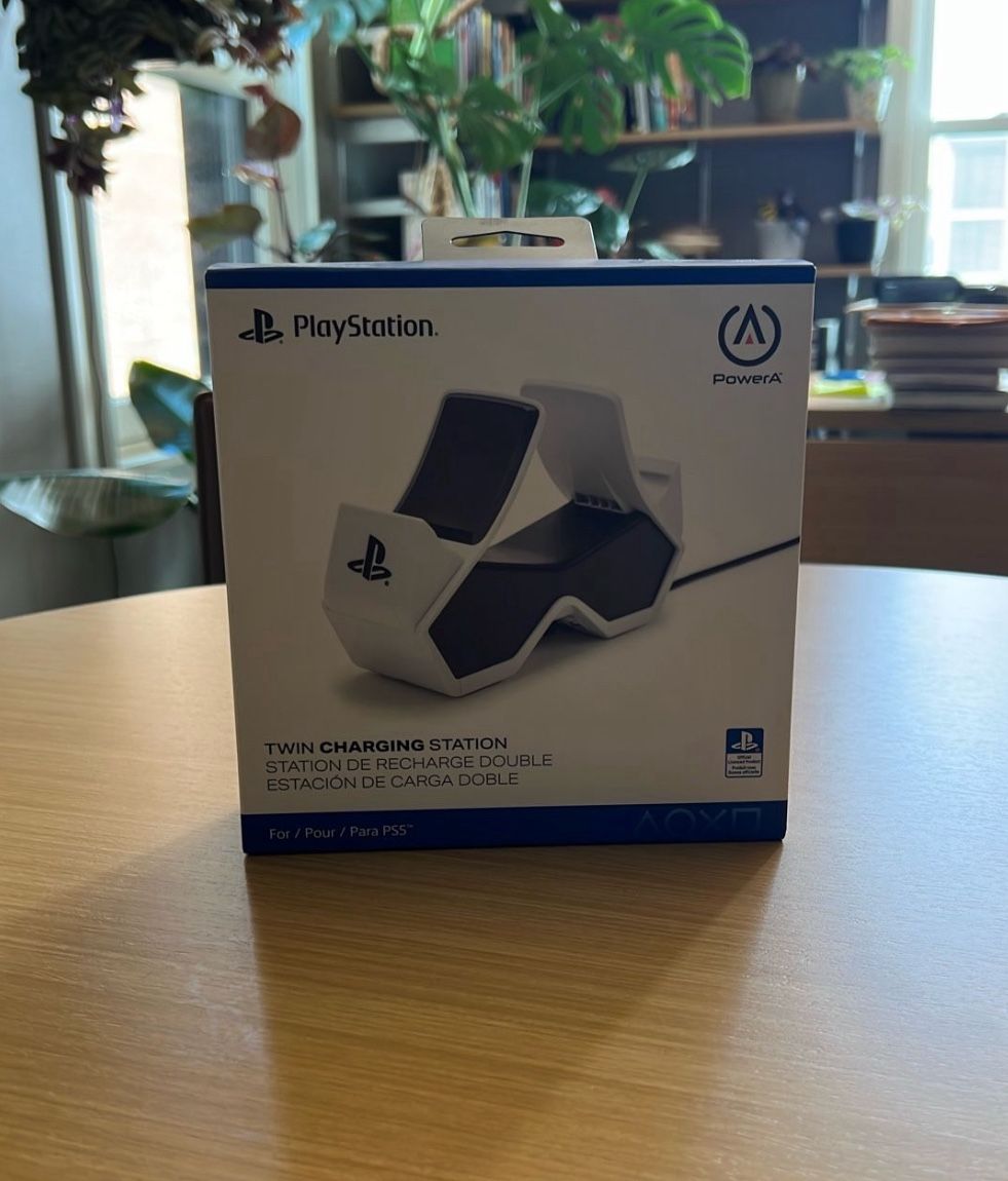 PS5 DualSense Controller Charger 