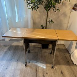 Fold desk