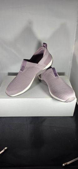 Brand new women shoes