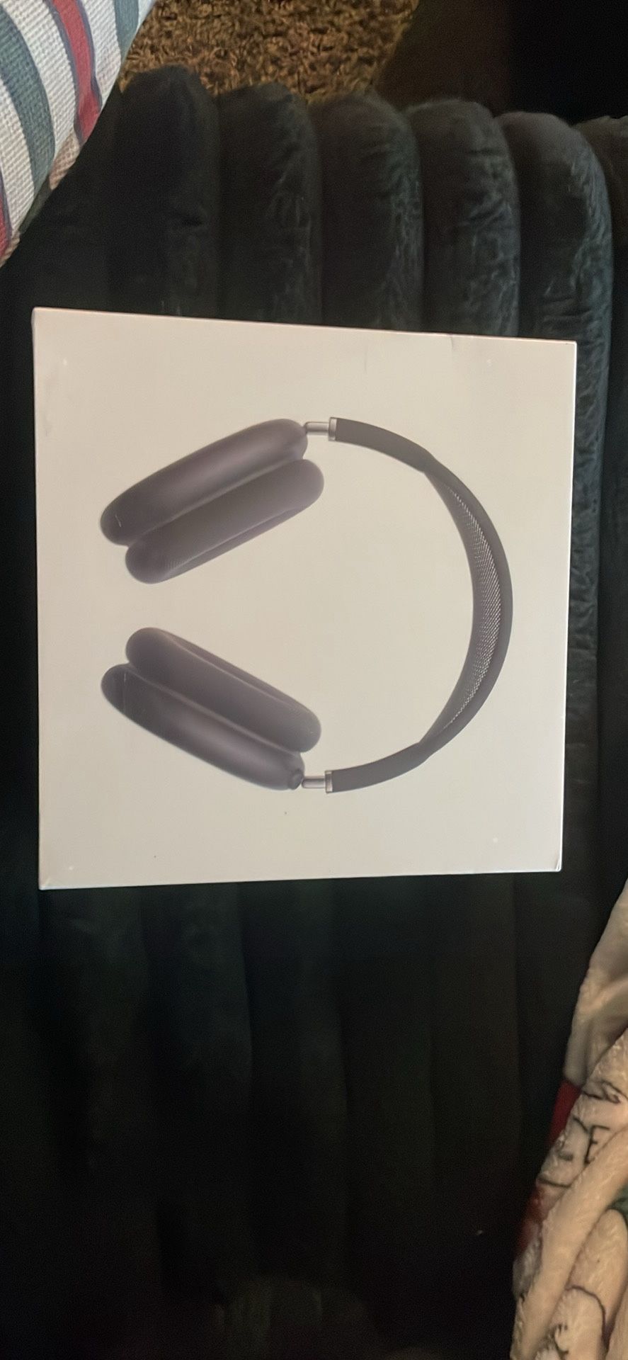 Apple Airpod Max Midnight Color Way