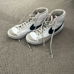 Nike Women’s Blazers 
