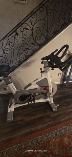 Schwinn stationary spinning bicycle