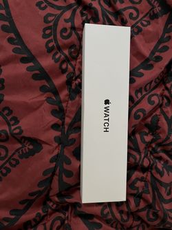 New 2nd gen Apple watch SE 