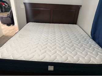 King size bed