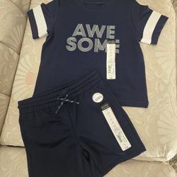 Size 2T Boy's Short And Tee Set. 