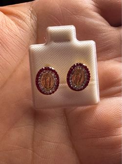 10k virgen Mary earrings