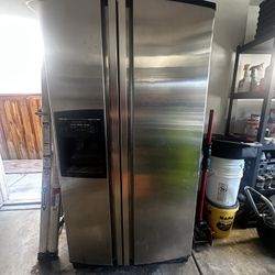 KitchenAid Refrigerator/Freezer