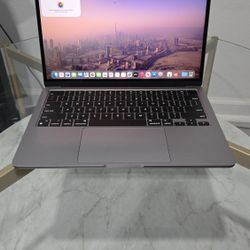 Apple MacBook Pro - 16 GB / 512 SSD / 2Ghz