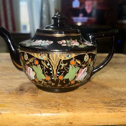 $35 OBO Vintage Teapot~F&VI John Sadler Central Burslem England #147 Black/Gold Floral