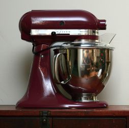 KitchenAid Artisan Stand Mixer – Burgundy