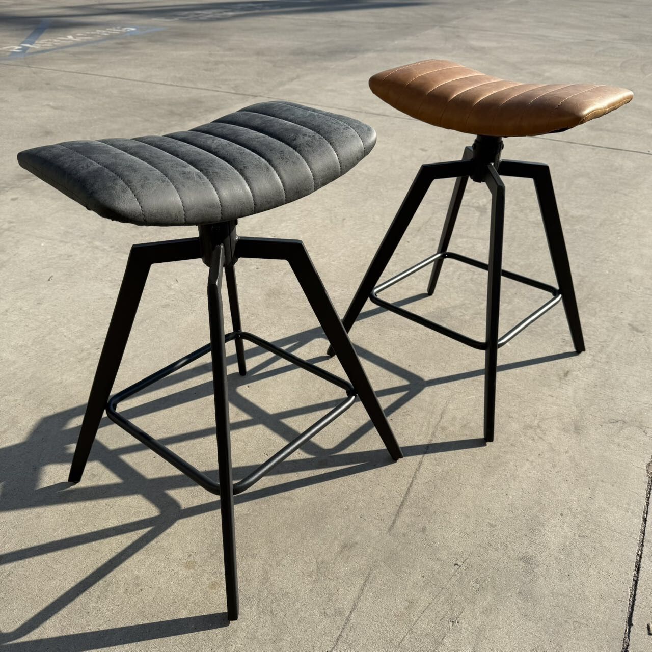 NEW Bar Stool Chair
