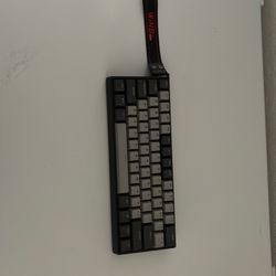 Aula win60he with strap (gaming keyboard)