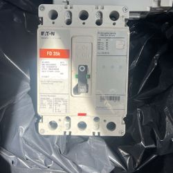 Eaton 3pole  30 Amp Bolt On Breaker