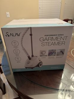 Salav garmet steamer